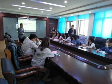 万博max体育官方网站举办第六期“书香.经管”专业文献读书会暨第六期林研Seminar